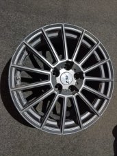 Aez 5x114,3 8,5Jx18