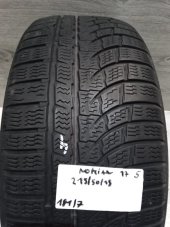 Nokian WR A4 215/50/18 92V