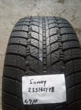 Sunny Snowmaster 235/45/18 98VXL