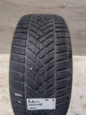 GoodYear UltraGrip Performance + 235/45/18 98V
