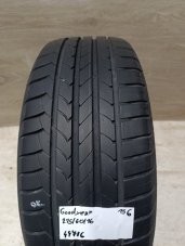 GoodYear EfficientGrip 215/60/16 95H